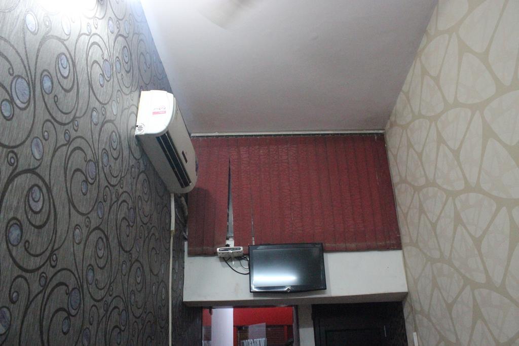 Hotel Kanishka Varanasi Exterior photo